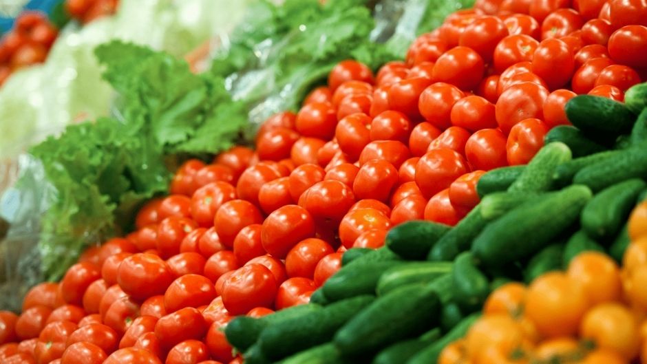 Organic vs Inorganic plant-based food