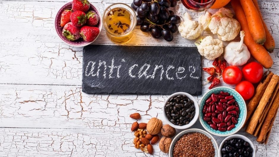 How the Diet Slows and Reverses Cancer?